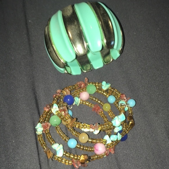 Jezebel Jewels Beaded Bracelet Set Mint greens - Picture 1 of 3